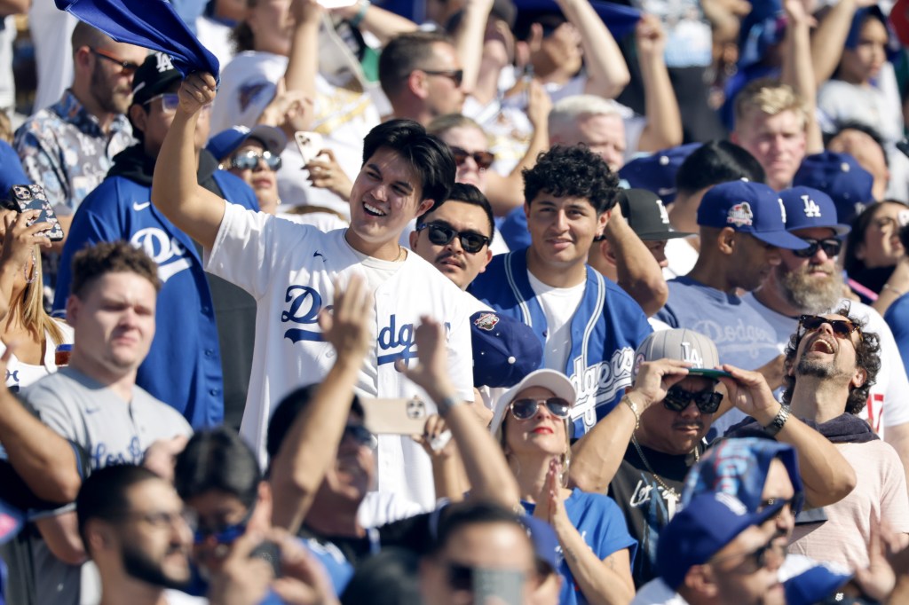 LOS ANGELES, CA - OCTOBER 16, 2025: Dodgers fans before game three of the National League Championship Series, NLCS, at Dodger Stadium on Thursday, October 16, 2025 in Los Angeles, CA. (Gina Ferazzi / Los Angeles Times via Getty Images)
