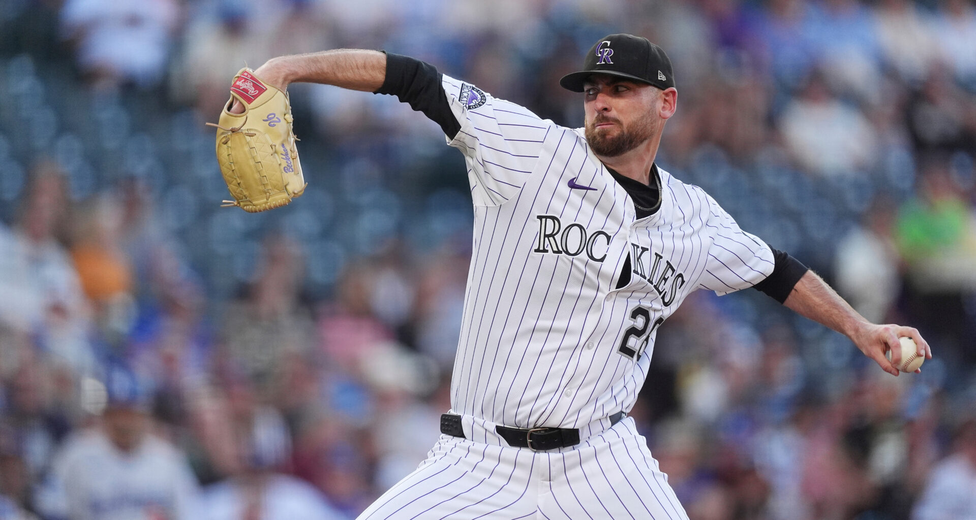 Veteran lefty Austin Gomber signs minor league contract with Rangers with invite to spring