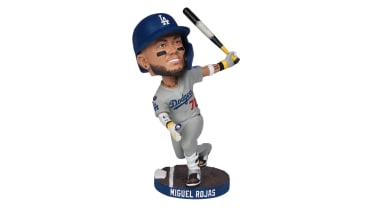 021126 Dodgers Giveaway