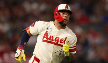 Third baseman Yoán Moncada finalizes $4 million, 1-year deal to stay with Los Angeles Angels