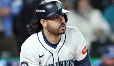 Eugenio Suarez reportedly turned down a $15 million offer from another team before choosing the Reds