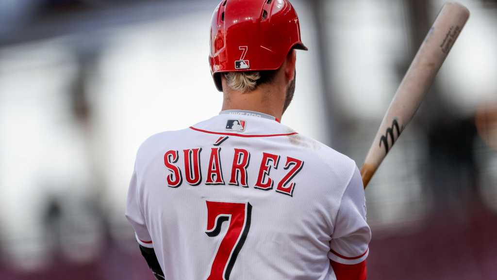 Reds make return of Eugenio Suarez official, inks 1-year deal