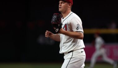 Arizona Diamondbacks bringing back Paul Sewald
