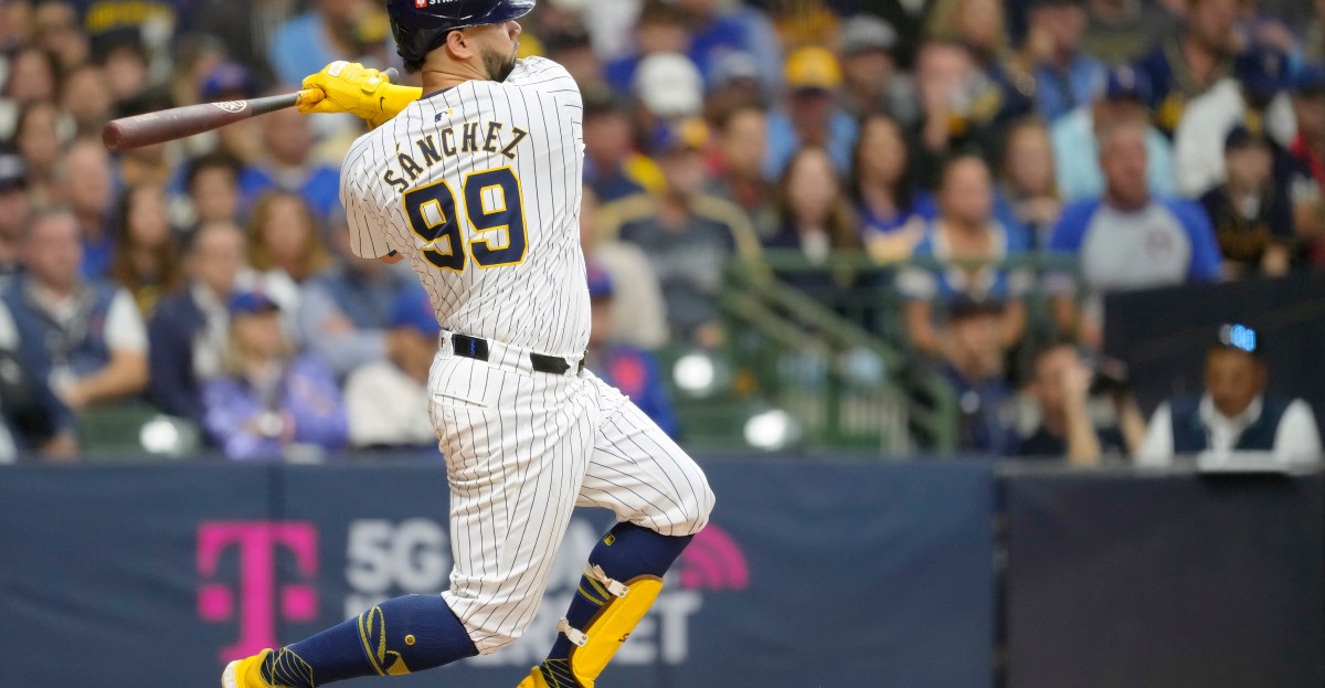 Brewers bring back familiar face to back up William Contreras