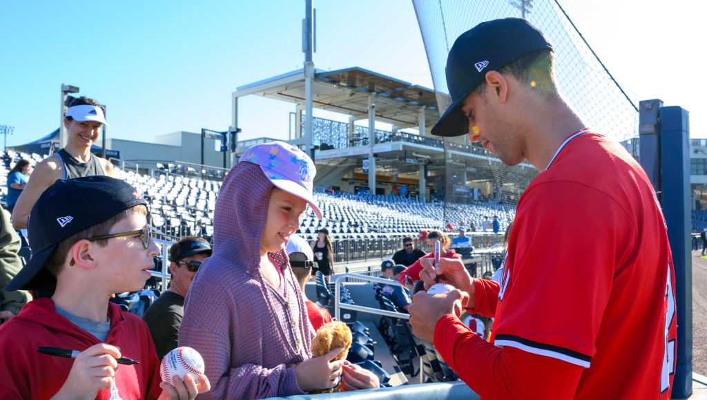 Spring training returns to South Florida, boosting local economy
