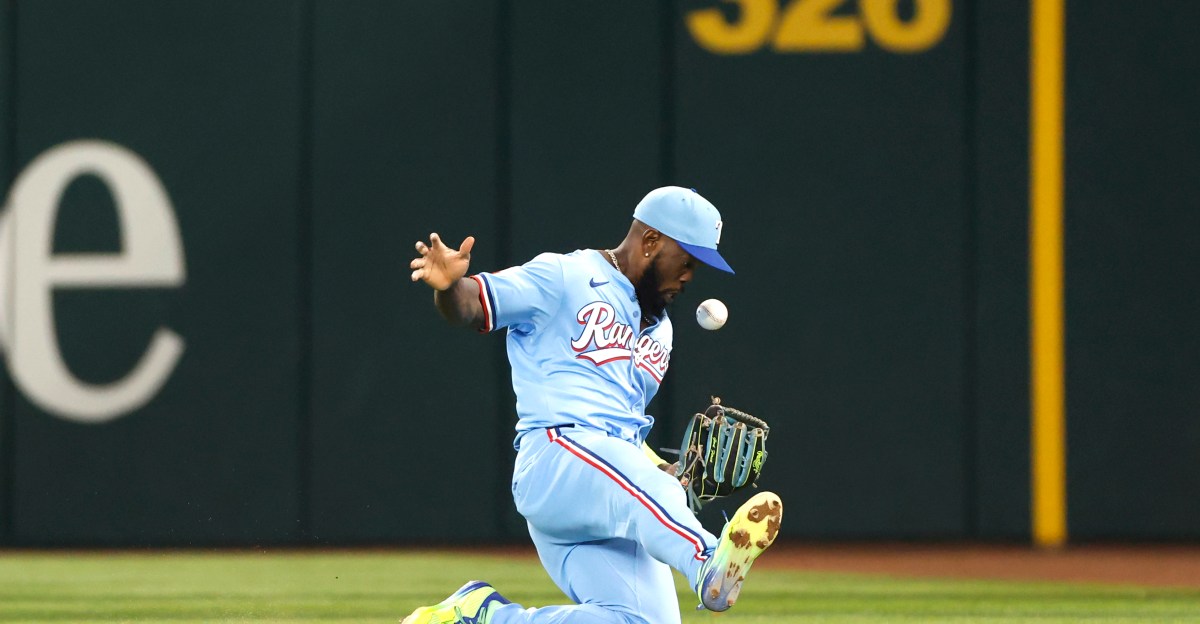 Who has the better season: Nick Castellanos or Adolis Garcia?