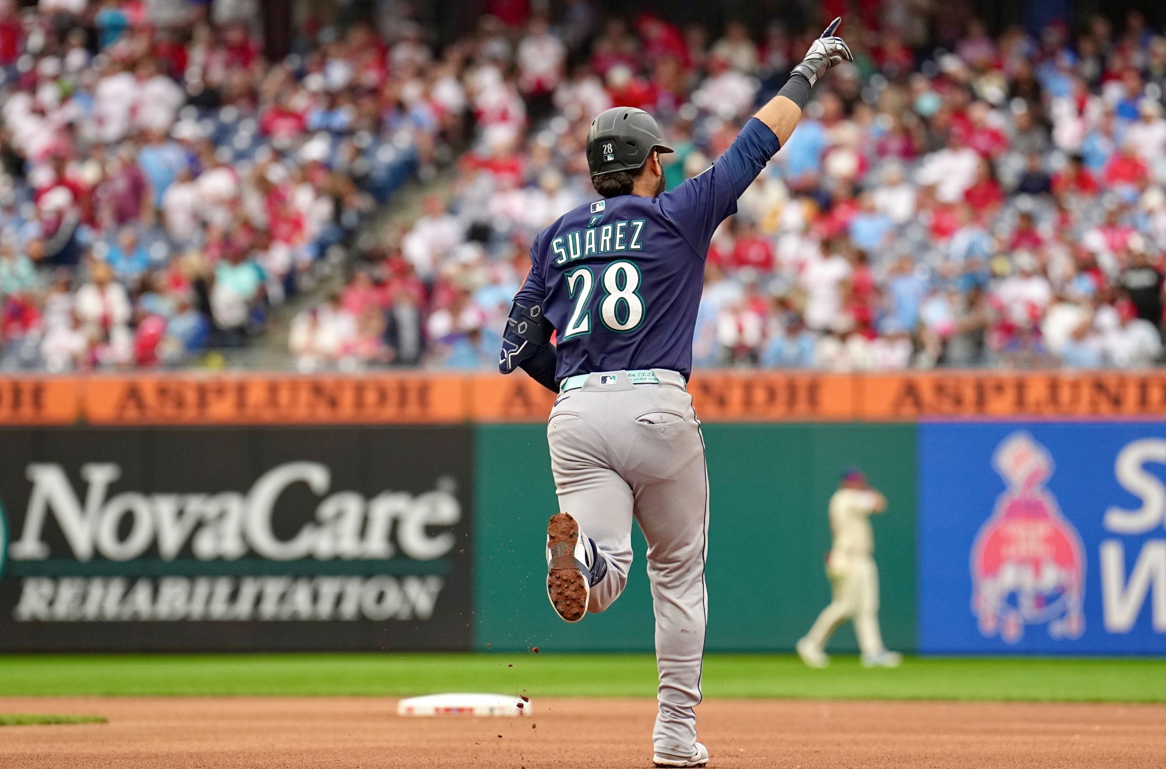 Seattle Mariners v. Philadelphia Phillies