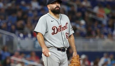 Pirates sign former World Series champion pitcher