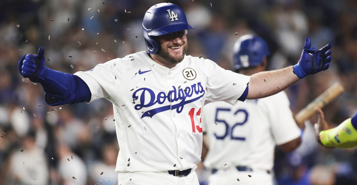 Max Muncy climbing the Dodgers home run leaderboard