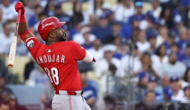 Padres sign Miguel Andujar on 1-year, $4 million deal