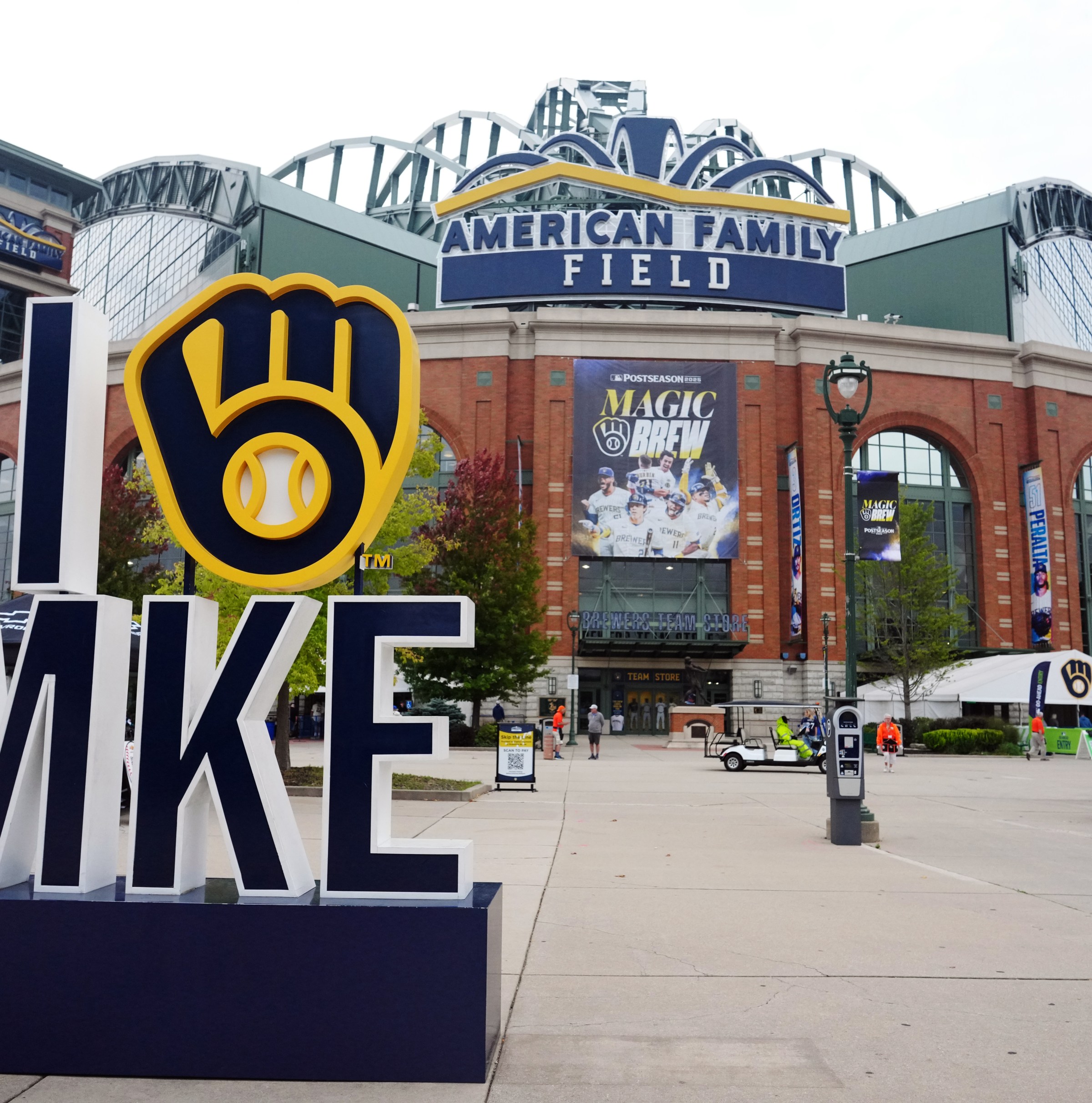 Cubs vs. Brewers NLDS Game 5 game threads