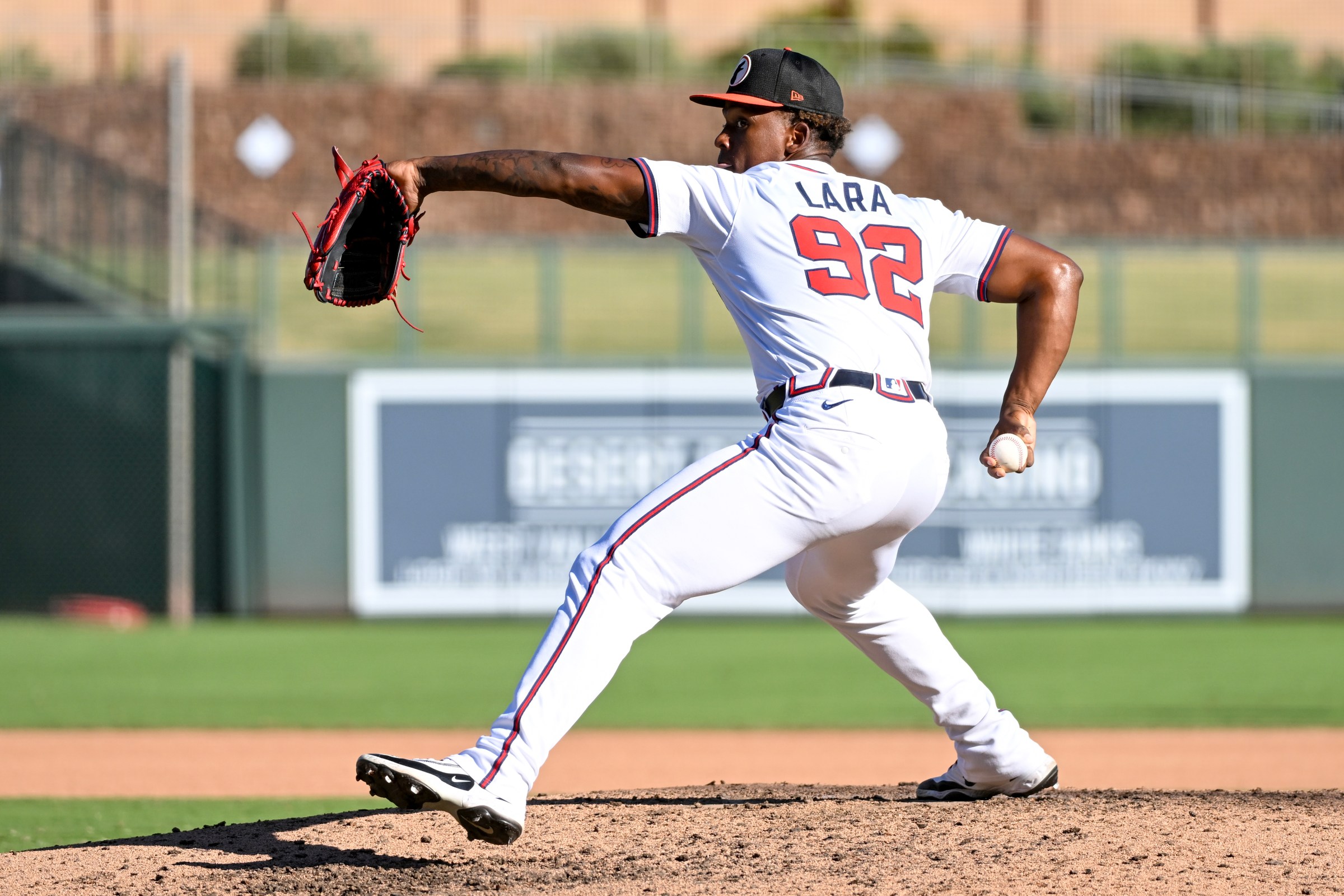 GLENDALE, AZ - OCTOBER 31: Jhancarlos Lara #92 of the Glendale Desert Dogs pitches during the game between the Peoria Javelinas and the Glendale Desert Dogs at Camelback Ranch - Glendale on Friday, October 31, 2025 in Glendale, Arizona. (Photo by Norm Hall/MLB Photos via Getty Images)