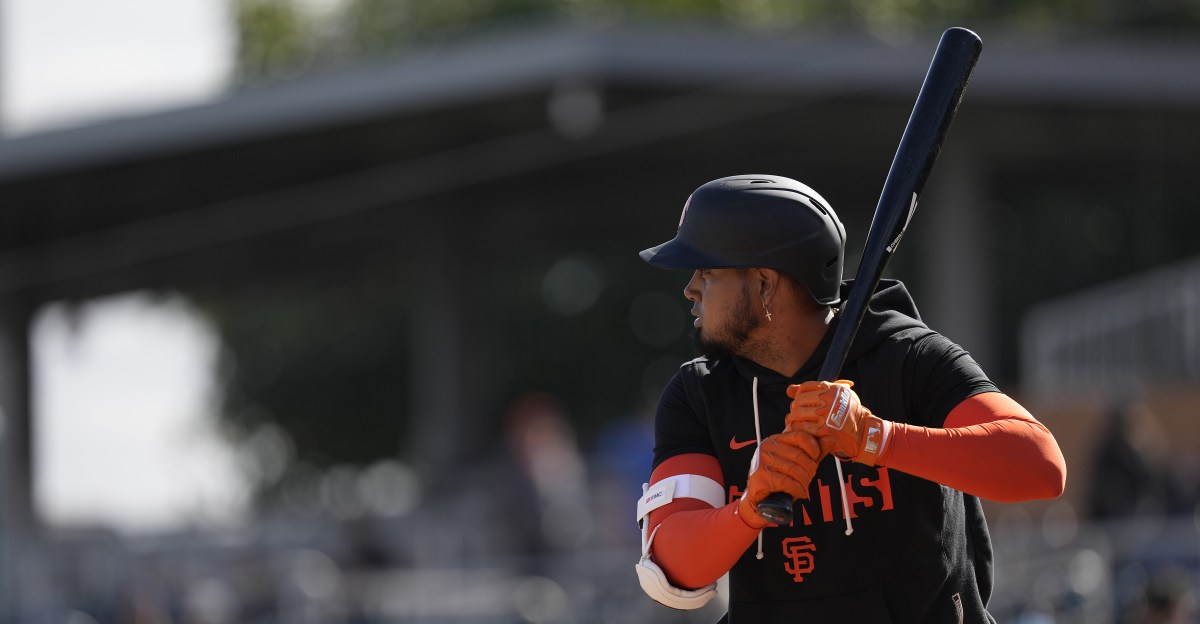 Where should Luis Arráez bat in the Giants order?