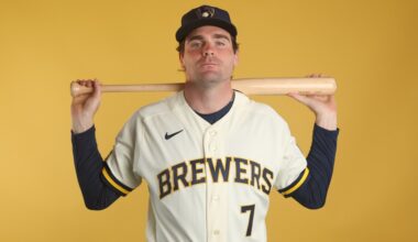 Tyler Black leads Brewers rout in first Spring Training win