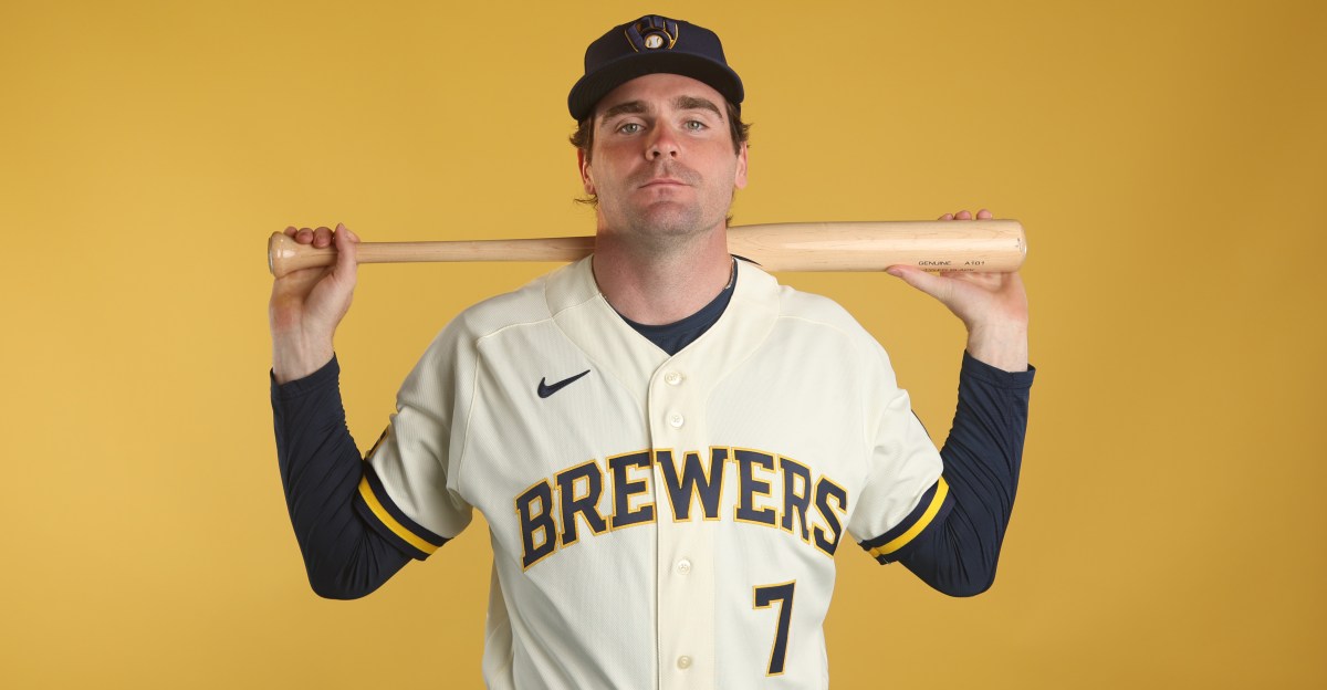 Tyler Black leads Brewers rout in first Spring Training win