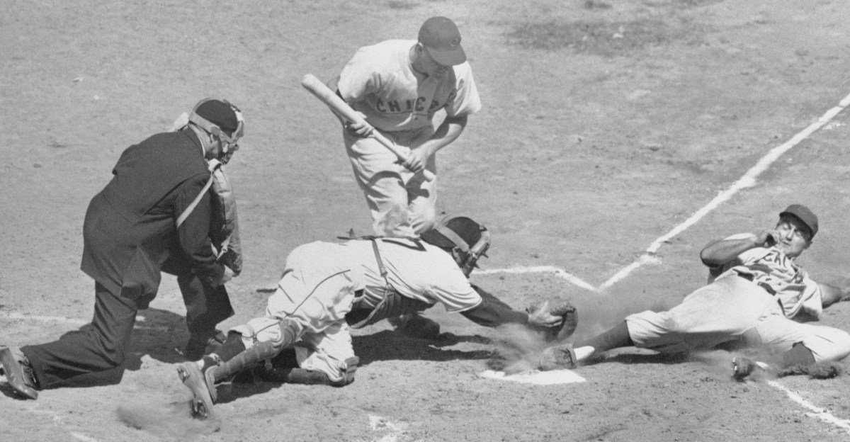 Today in Chicago White Sox History: February 2