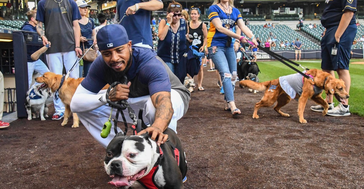 Brewers announce 2026 theme nights, single-game ticket sale date