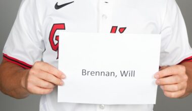 Giants add outfielder Will Brennan