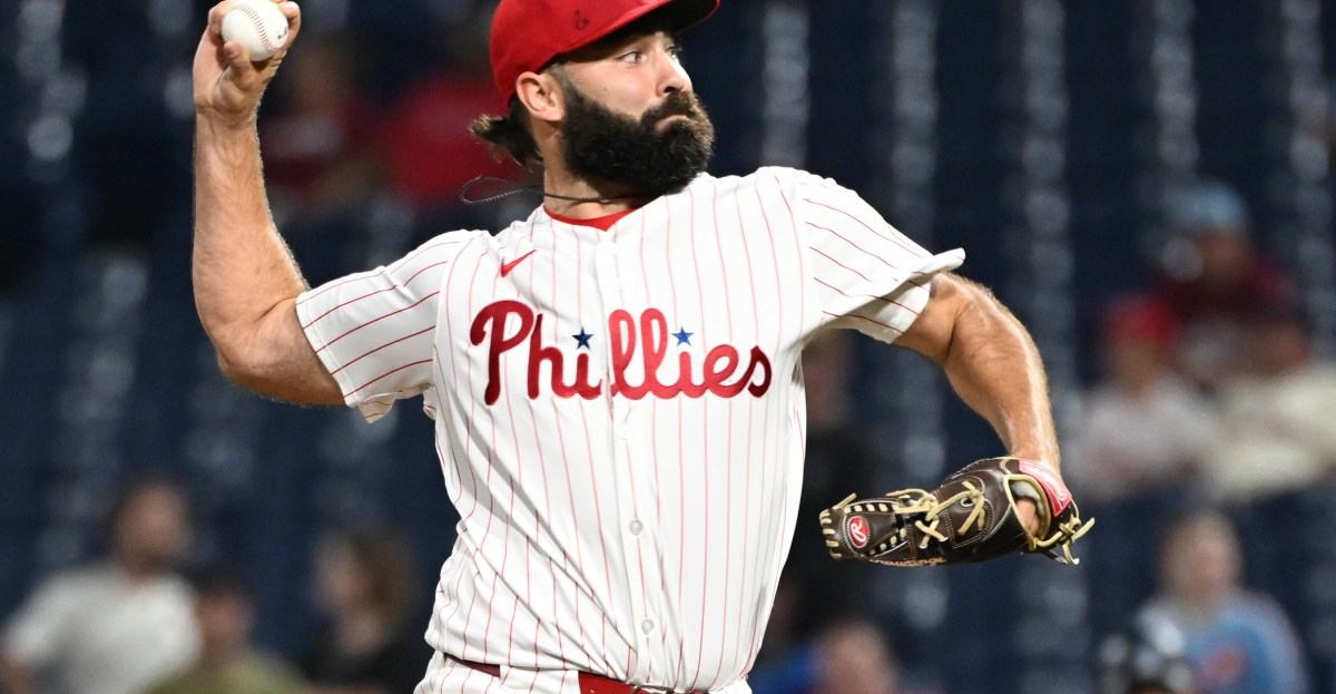 Phillies keep running back, re-sign Lou Trivino to minor league deal