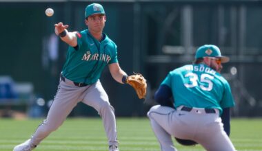Cole Young looks sharp on defense in Mariners 3-0 loss to Dodgers in Spring Training