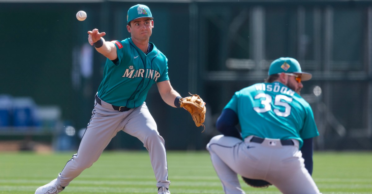 Cole Young looks sharp on defense in Mariners 3-0 loss to Dodgers in Spring Training