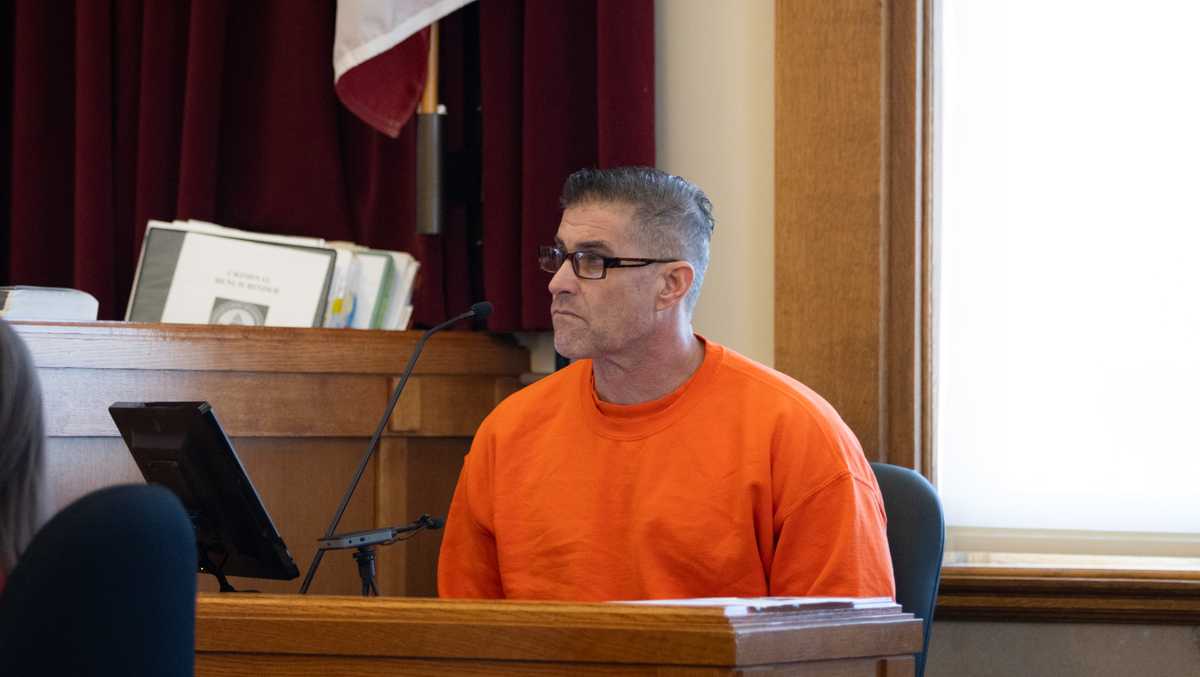 Convicted killer, former MLB pitcher testifies Monday for new trial