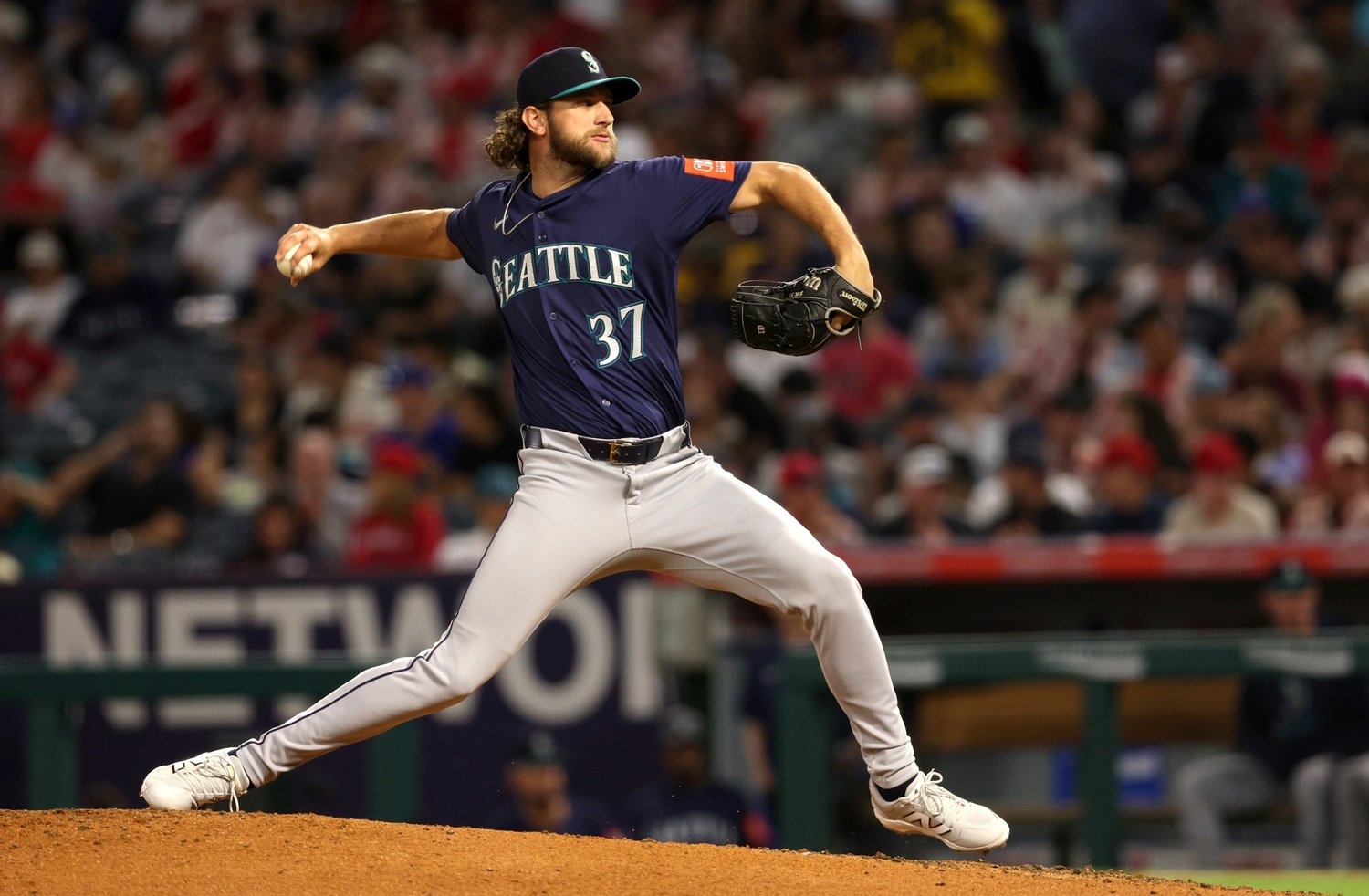 Twins Claim RHP Jackson Kowar from Mariners - Twins