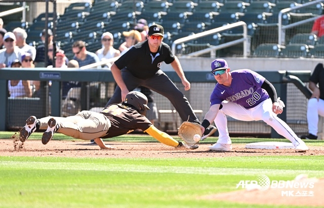 Song Sung-moon, who made two consecutive hits against Colorado. Photo (Arizona, USA) =AFPBNews=News1