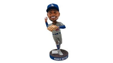 021126 Dodgers Giveaway