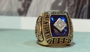 Mets history up for grabs as Tom Seaver's personal collection goes up for auction