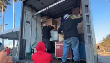 Phillies begin unpacking in preparation for spring training