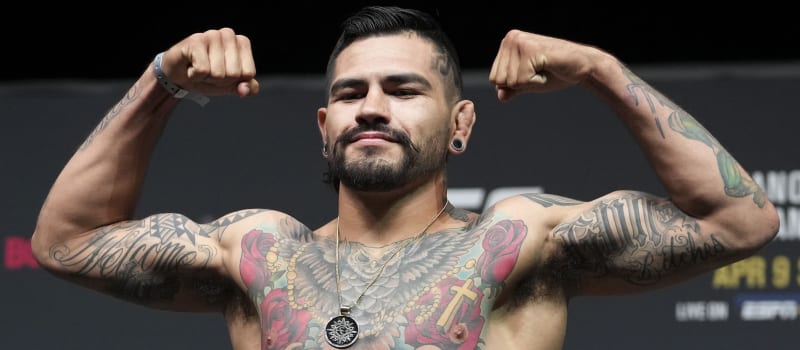 DraftKings MMA Picks & Value Plays: UFC Houston Lineup Strategy