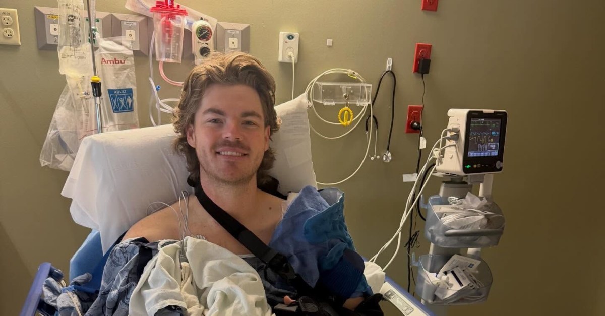 How can the Arizona Diamondbacks replace Andrew Saalfrank?