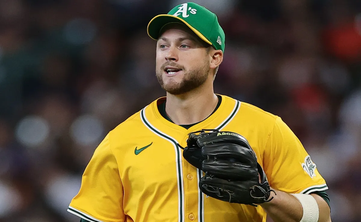 NY Yankees make subtle roster move, add versatile infielder from Athletics