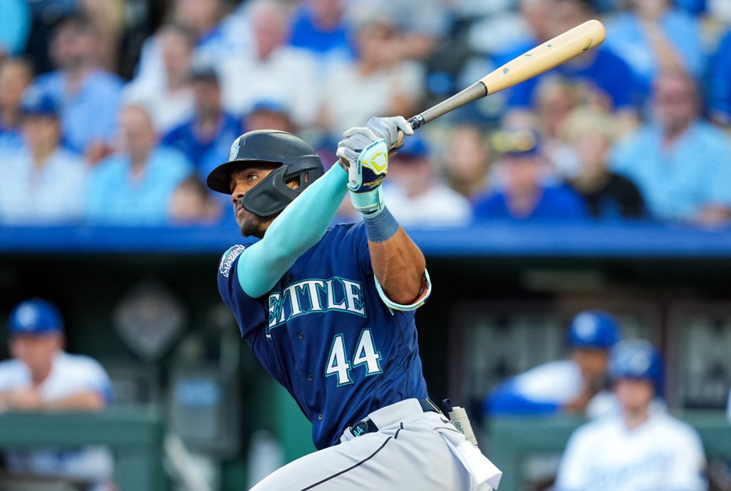 Seattle Mariners center fielder Julio Rodriguez (44) hits a single.