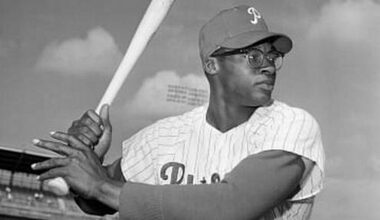 Dick Allen And Reggie Smith Honored For Baseball Legacies