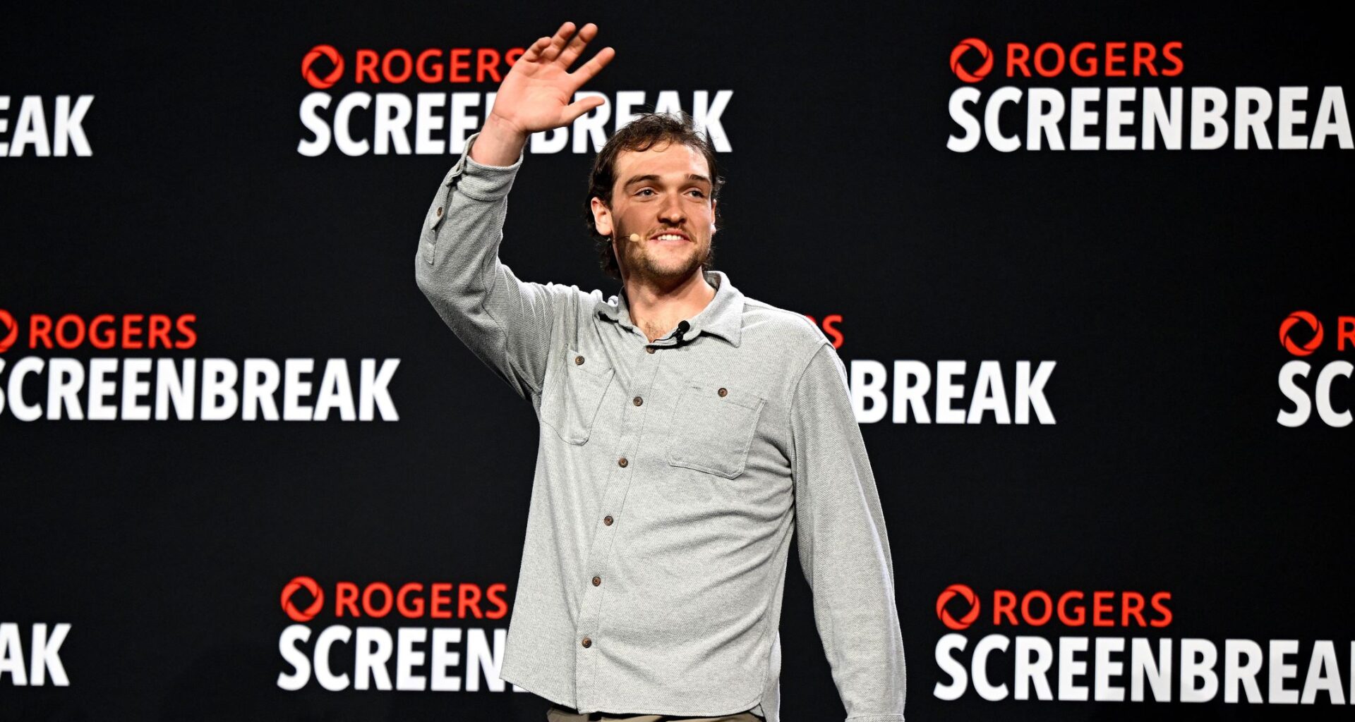 Toronto Blue Jays Pitcher Trey Yesavage Kicks Off Rogers Screen Break School Program