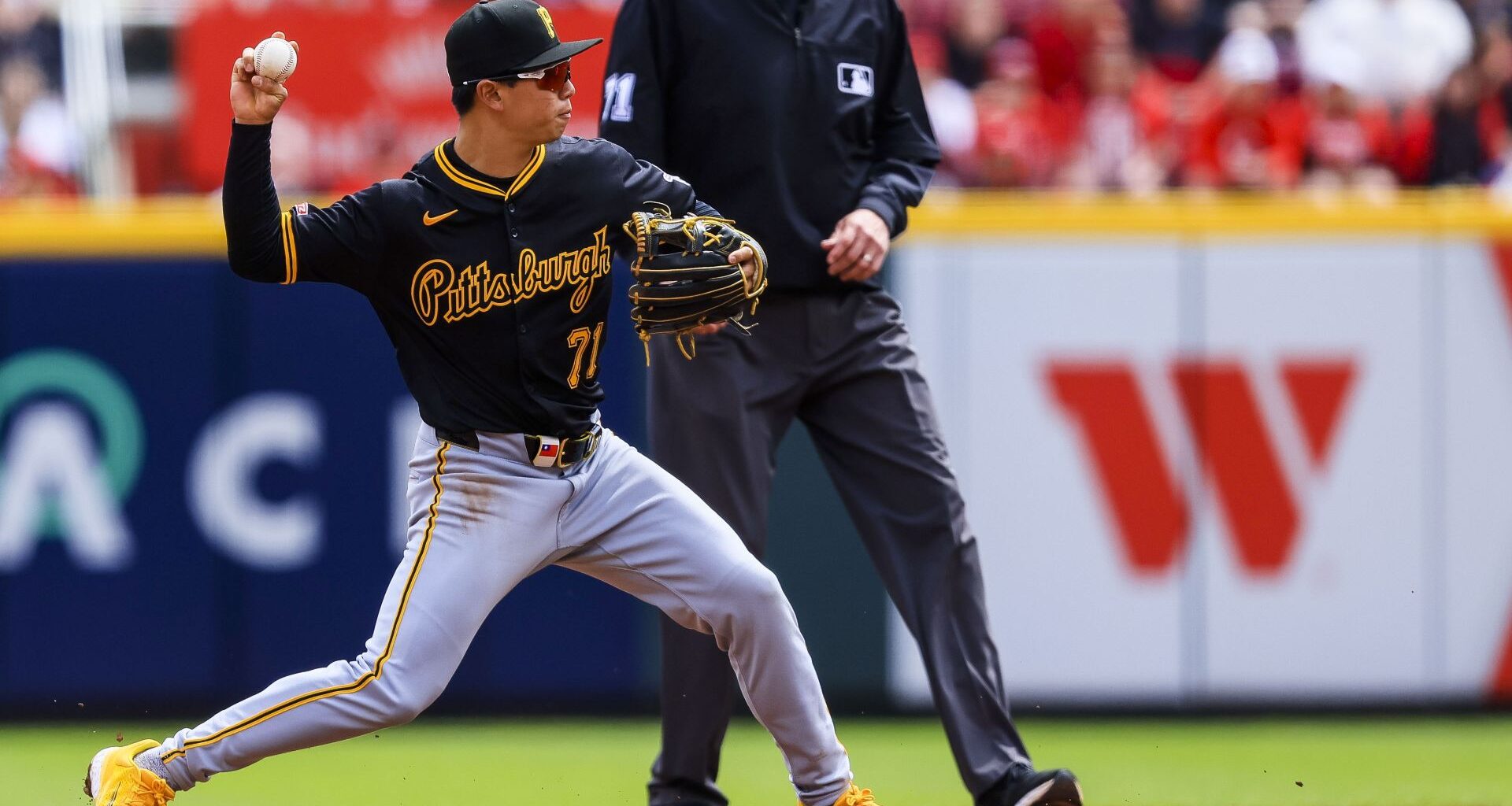 Red Sox Claim Infielder Off Waivers From Nationals