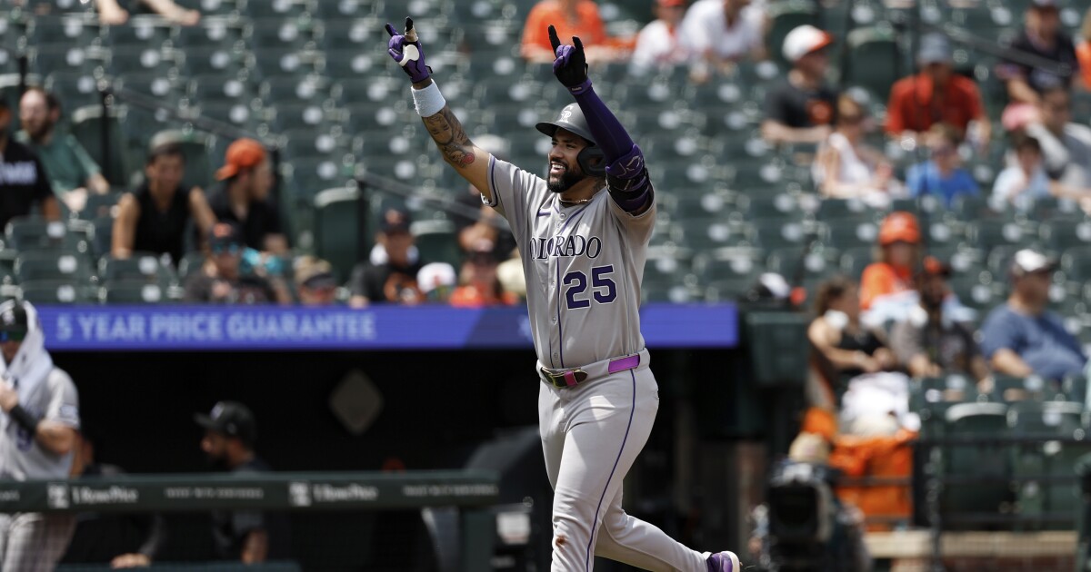 Rockies and right-hander Tomoyuki Sugano agree to a $5.1M, 1-year contract