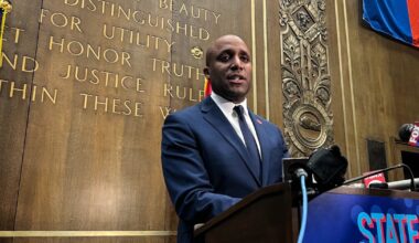 Kansas City mayor’s final year plans: a downtown Royals stadium and even more police funding | KCUR