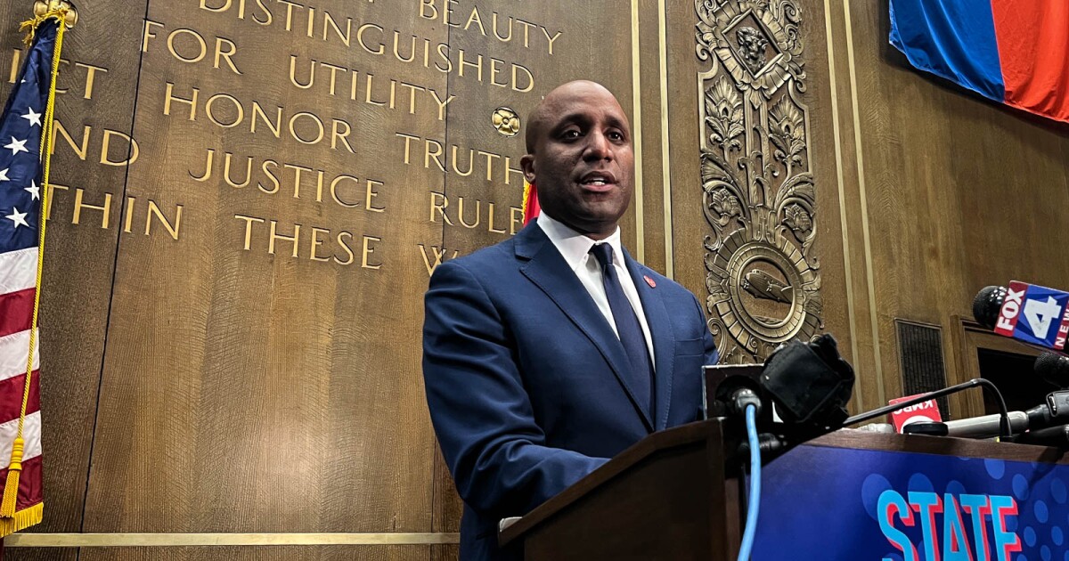 Kansas City mayor’s final year plans: a downtown Royals stadium and even more police funding | KCUR