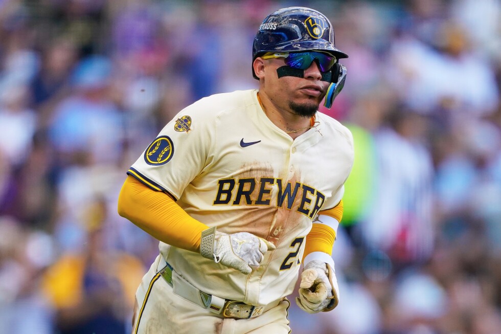 Catcher William Contreras, Brewers reach $9.4 million, 1-year deal just before arbitration hearing