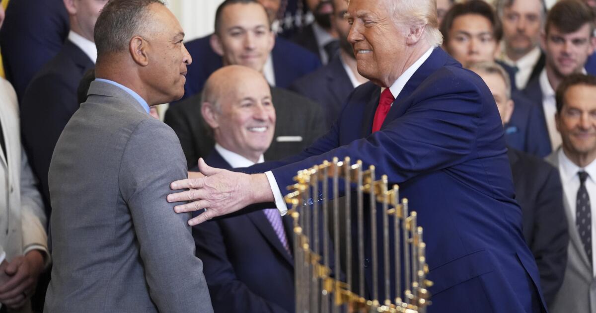 Dodgers plan to attend White House for World Series celebration