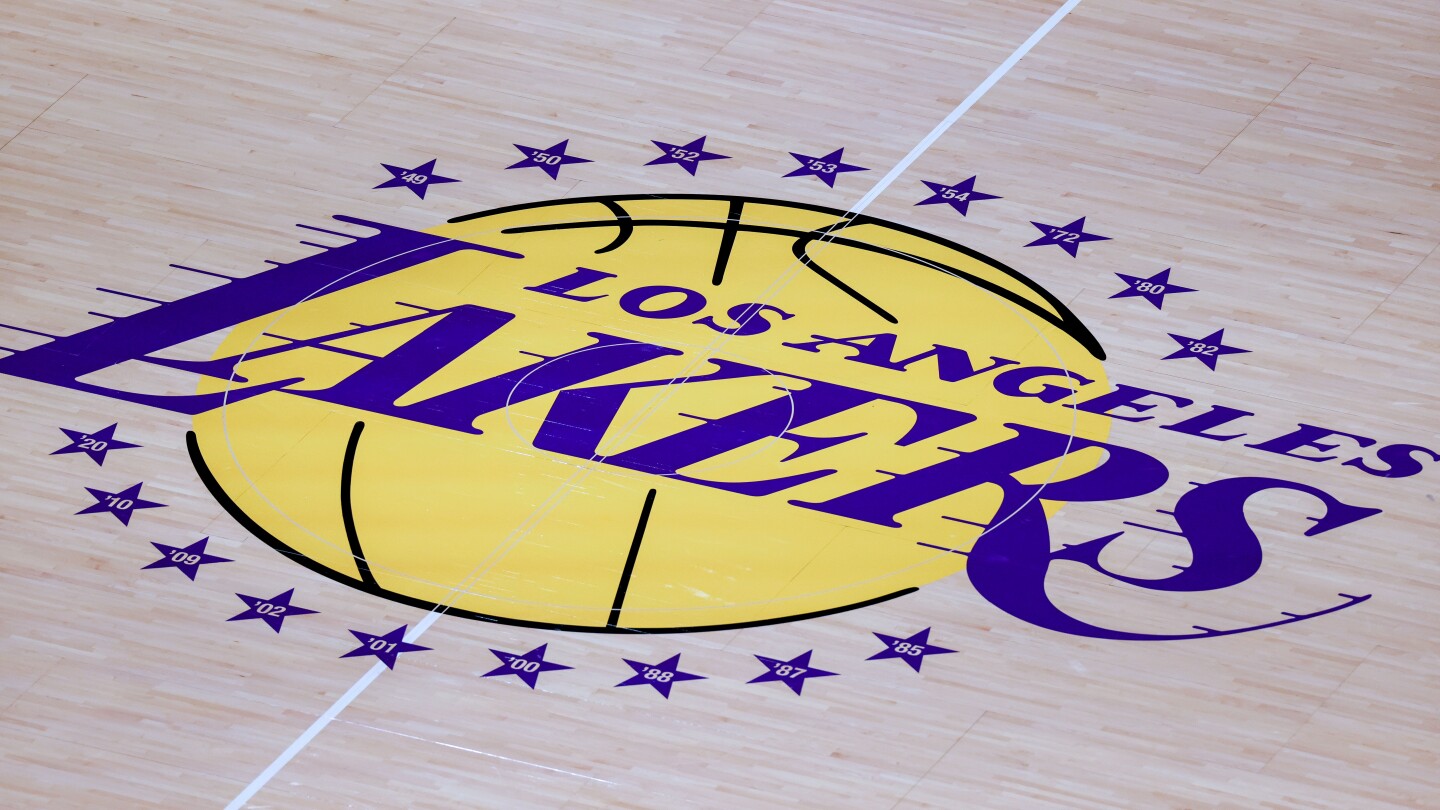 Lakers reportedly plan to expand, remodel front office this offseason based on Dodgers model