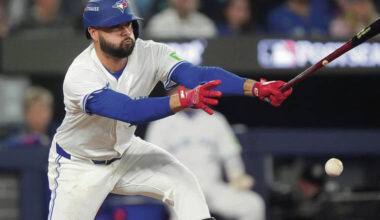 Hawaii’s Isiah Kiner-Falefa signs deal with Boston Red Sox