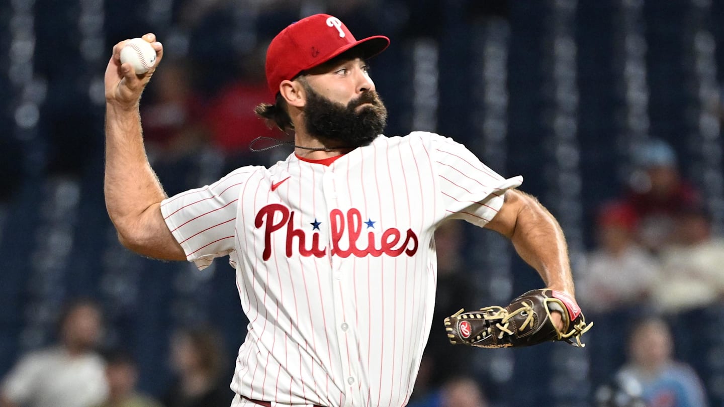 Handicapping Phillies' Crowded Bullpen Battle With 2 Weeks Left in Camp