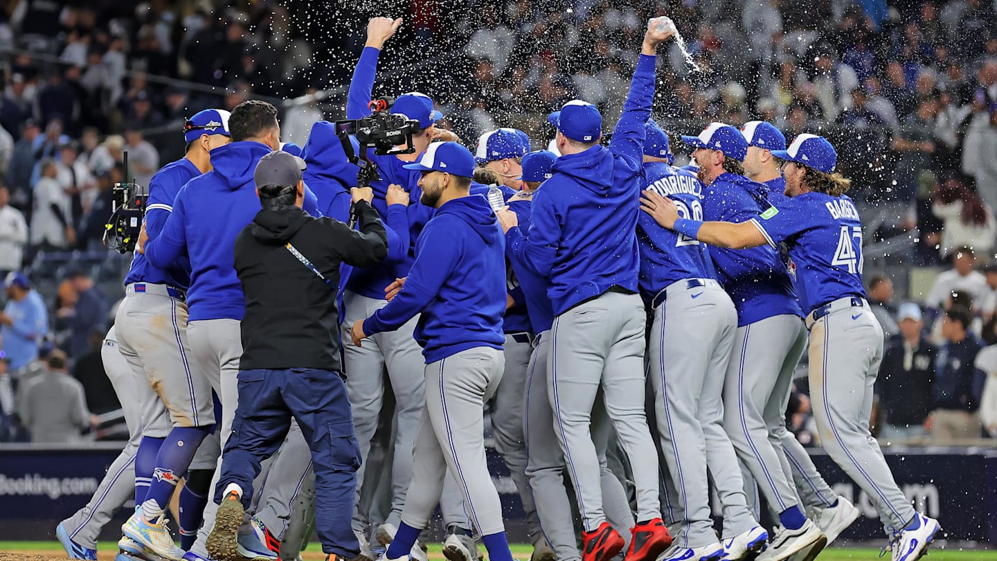 Predicting the Toronto Blue Jays’ 2026 Stat Leaders and Award Winners