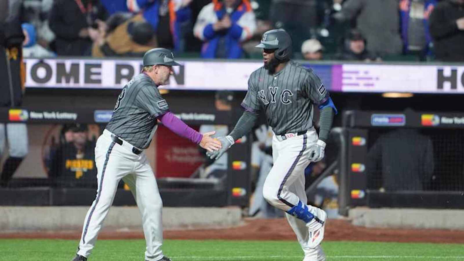 Luis Robert Jr. Provides Early Signature Moment for Mets