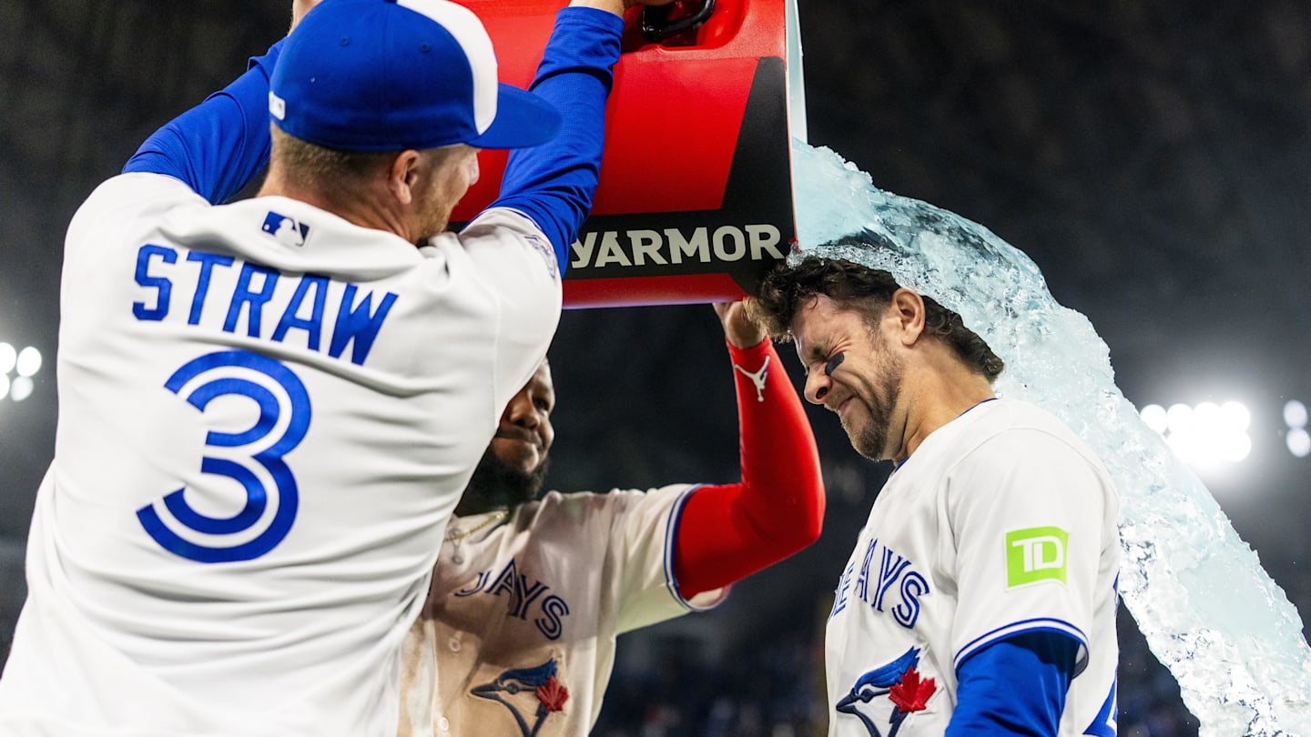 Blue Jays Set Franchise First with Dramatic Back-to-Back Walk-Off Wins
