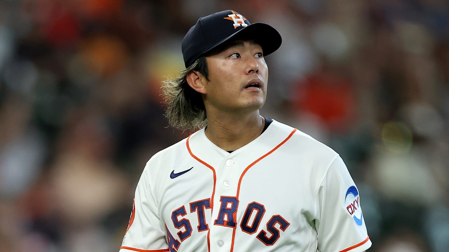 Houston Astros starting pitcher Tatsuya Imai